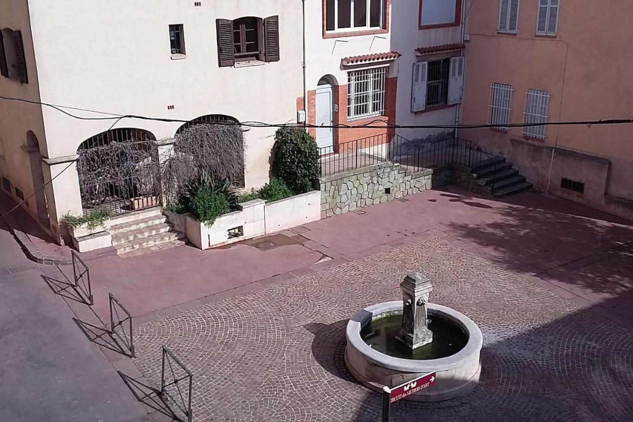 Magnifique Studio Au Coeur Historique De Fréjus المظهر الخارجي الصورة